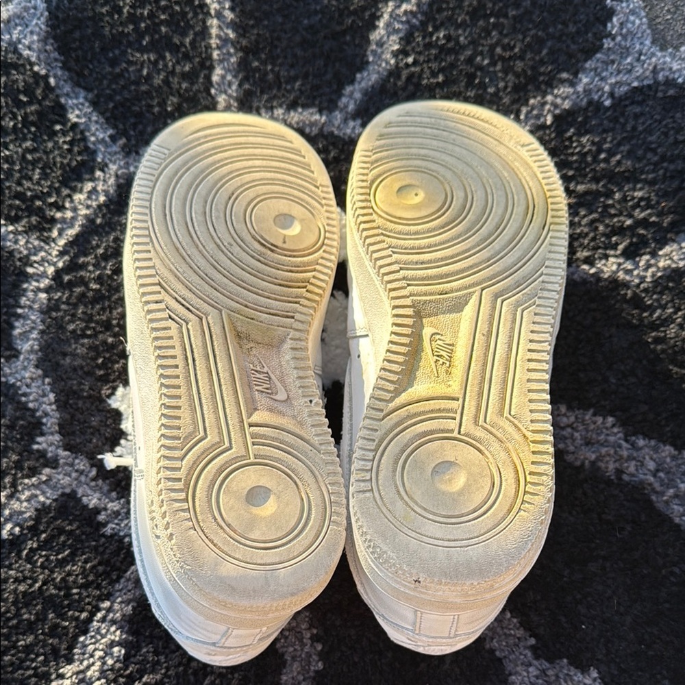 White Air Force 1’s *Authentic* - Picture 7 of 7